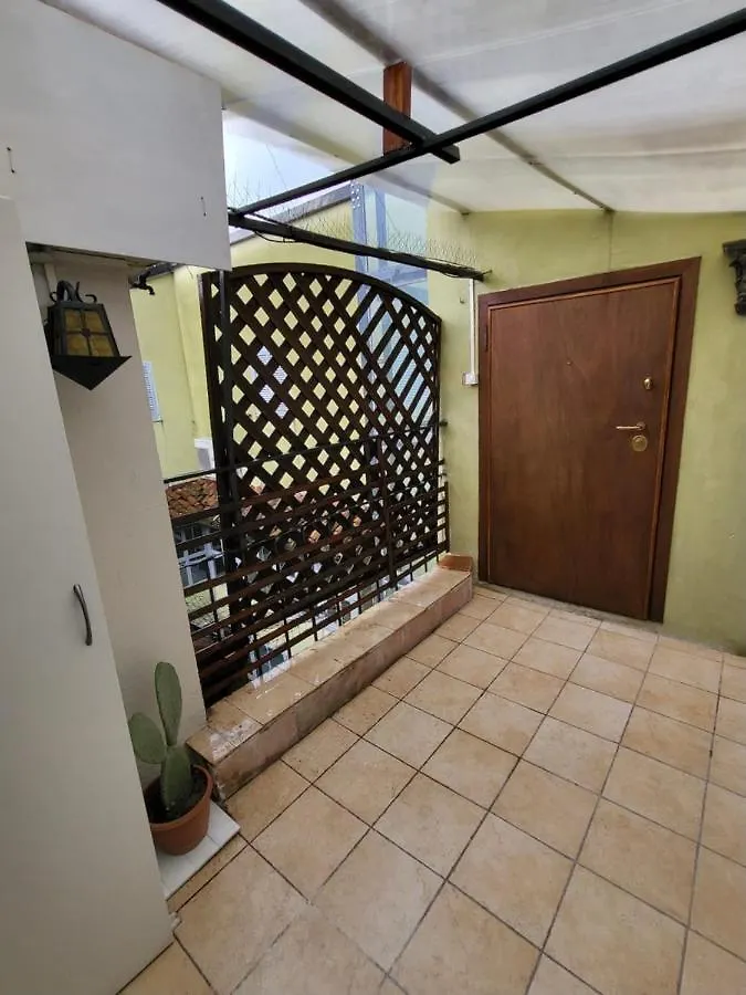 Il Nido Dell'Artista, Mansarda Sui Tetti Di Modena Apartment 0*,