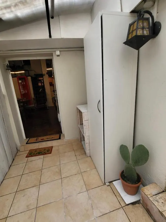 Il Nido Dell'Artista, Mansarda Sui Tetti Di Modena Apartment