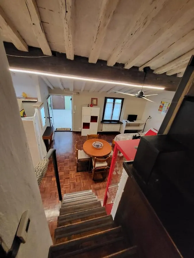 Il Nido Dell'Artista, Mansarda Sui Tetti Di Modena Apartment