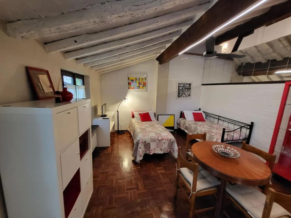 Il Nido Dell'Artista, Mansarda Sui Tetti Di Modena Apartment